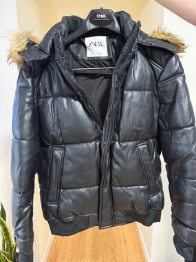 Zara Black Quilted Faux-Leather Puffer Jacket with Fur-Trim Hood